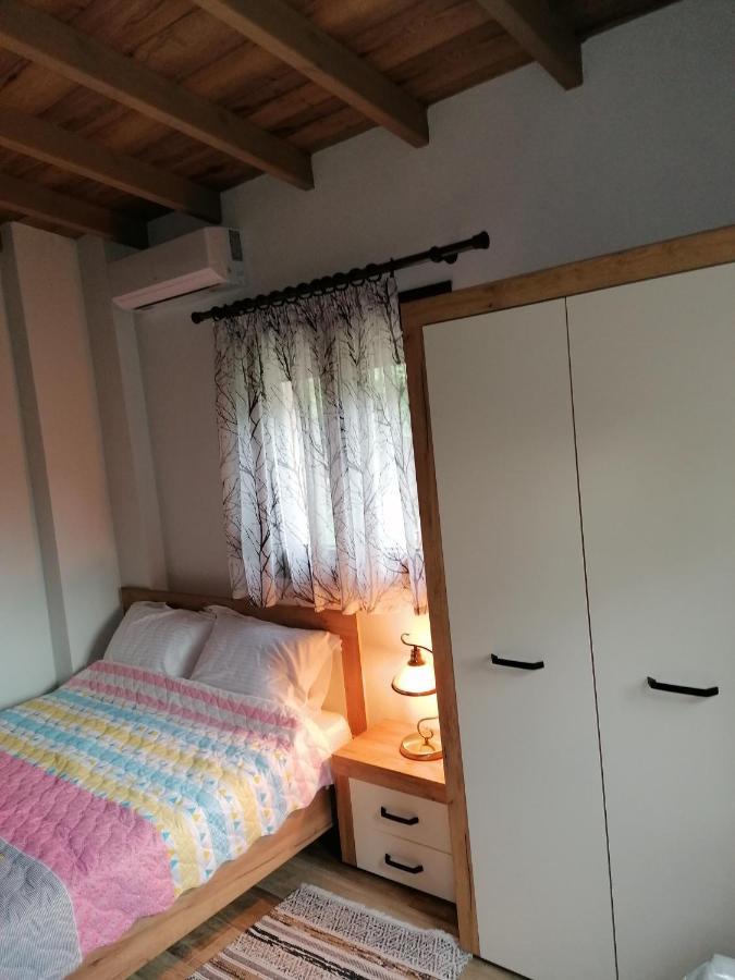 Willa Tiny House By The Sea Nea Skioni Zewnętrze zdjęcie