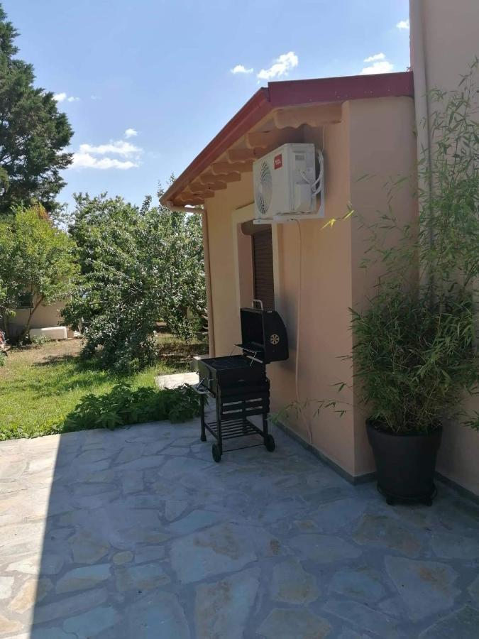 Willa Tiny House By The Sea Nea Skioni Zewnętrze zdjęcie