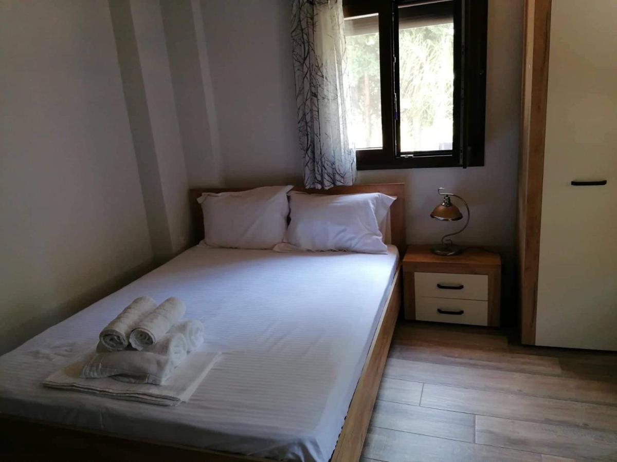 Willa Tiny House By The Sea Nea Skioni Zewnętrze zdjęcie